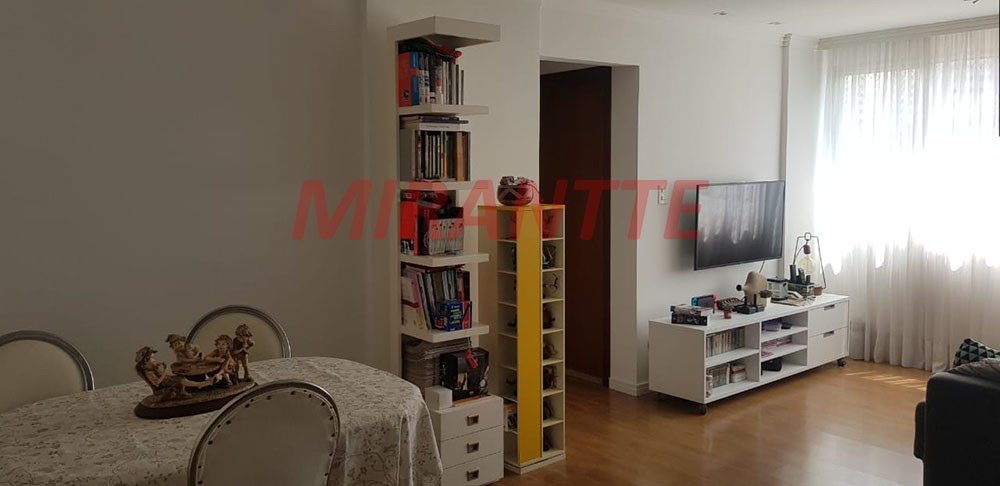 Apartamento de 70m² com 2 quartos em Água Fria