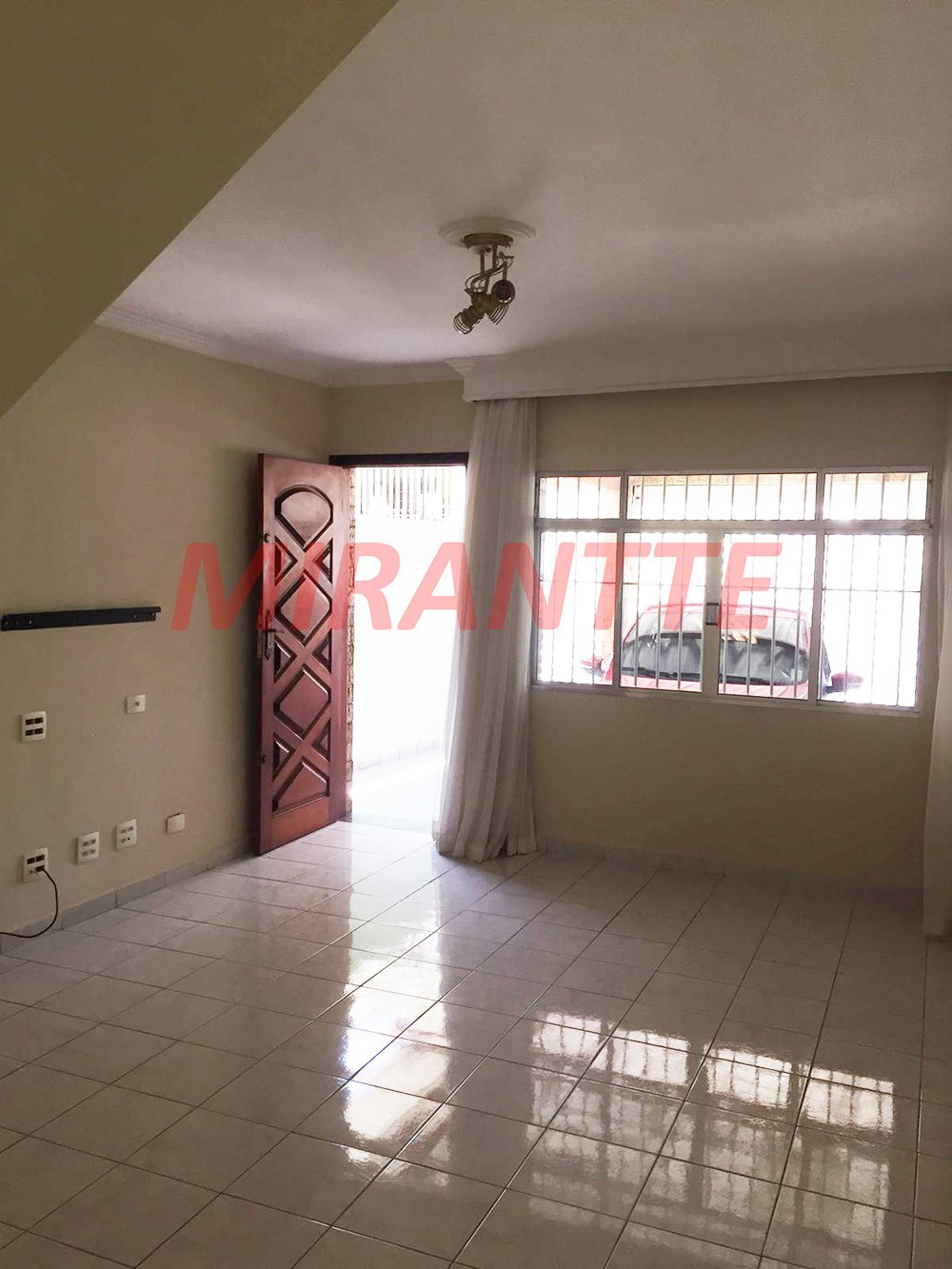 Sobrado de 64m² com 3 quartos em Vila Mazzei