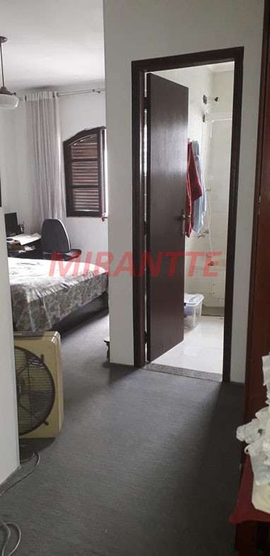 Sobrado de 320m² com 3 quartos em Vila Constança