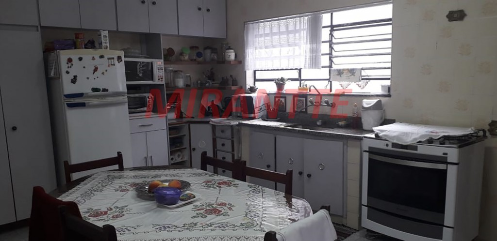 Sobrado de 320m² com 3 quartos em Vila Constança