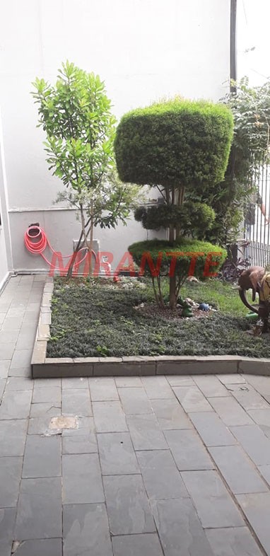 Sobrado de 320m² com 3 quartos em Vila Constança