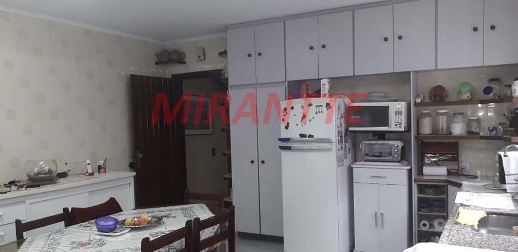 Sobrado de 320m² com 3 quartos em Vila Constança