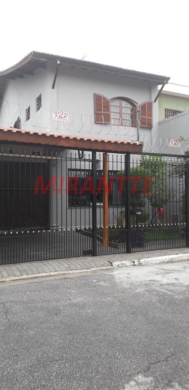 Sobrado de 320m² com 3 quartos em Vila Constança