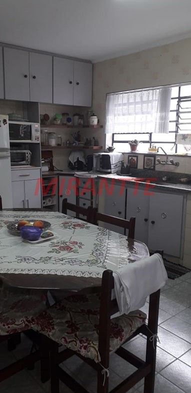 Sobrado de 320m² com 3 quartos em Vila Constança