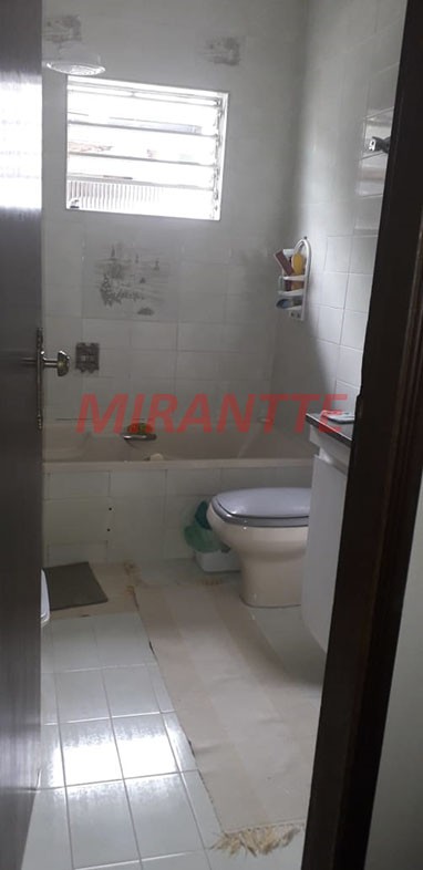 Sobrado de 320m² com 3 quartos em Vila Constança