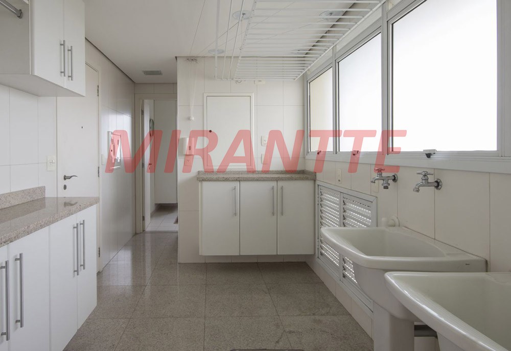 Apartamento de 355m² com 3 quartos em NÃO INFORMADO