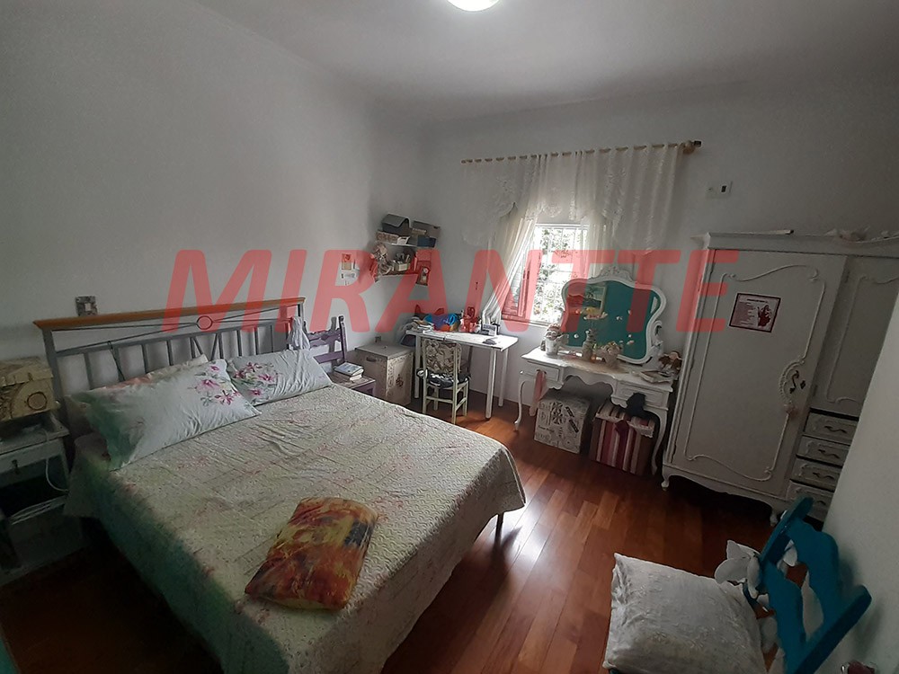 Sobrado de 100m² com 3 quartos em Santa Teresinha
