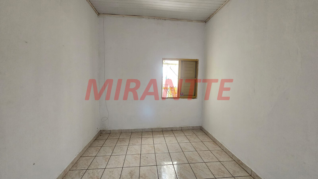 Casa terrea com 3 quartos em Imirim
