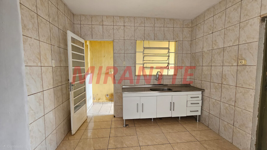 Casa terrea com 3 quartos em Imirim