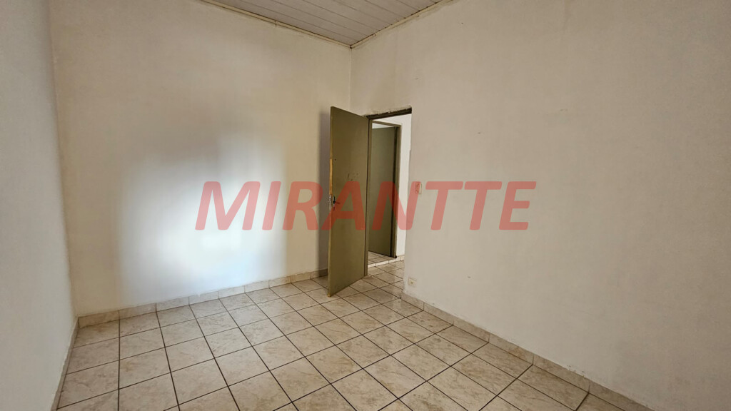 Casa terrea com 3 quartos em Imirim