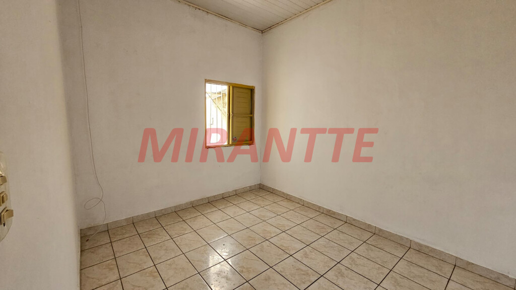 Casa terrea com 3 quartos em Imirim