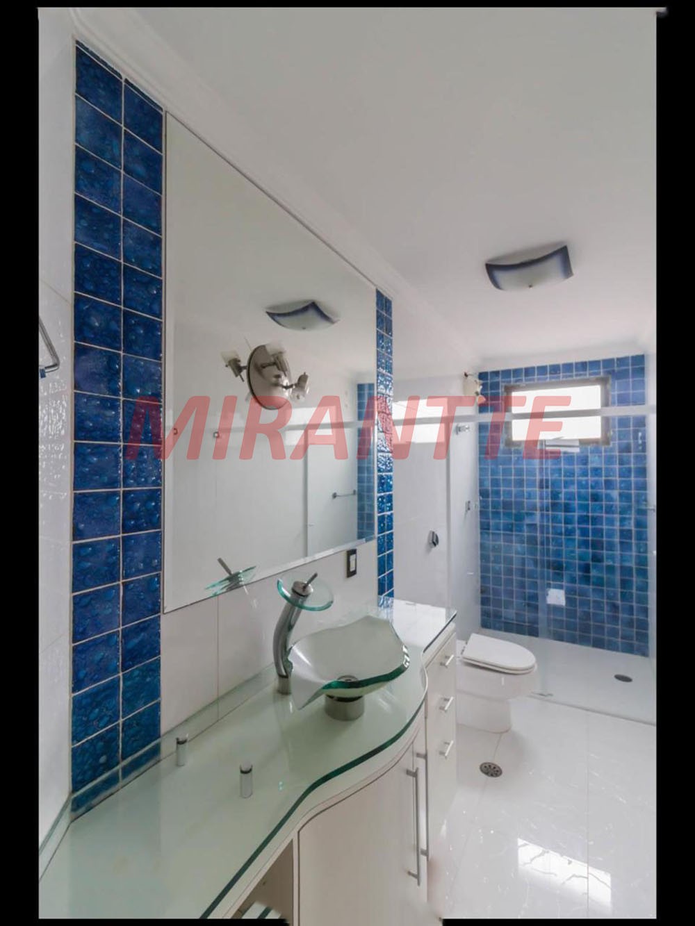 Apartamento com 3 quartos em Picanço