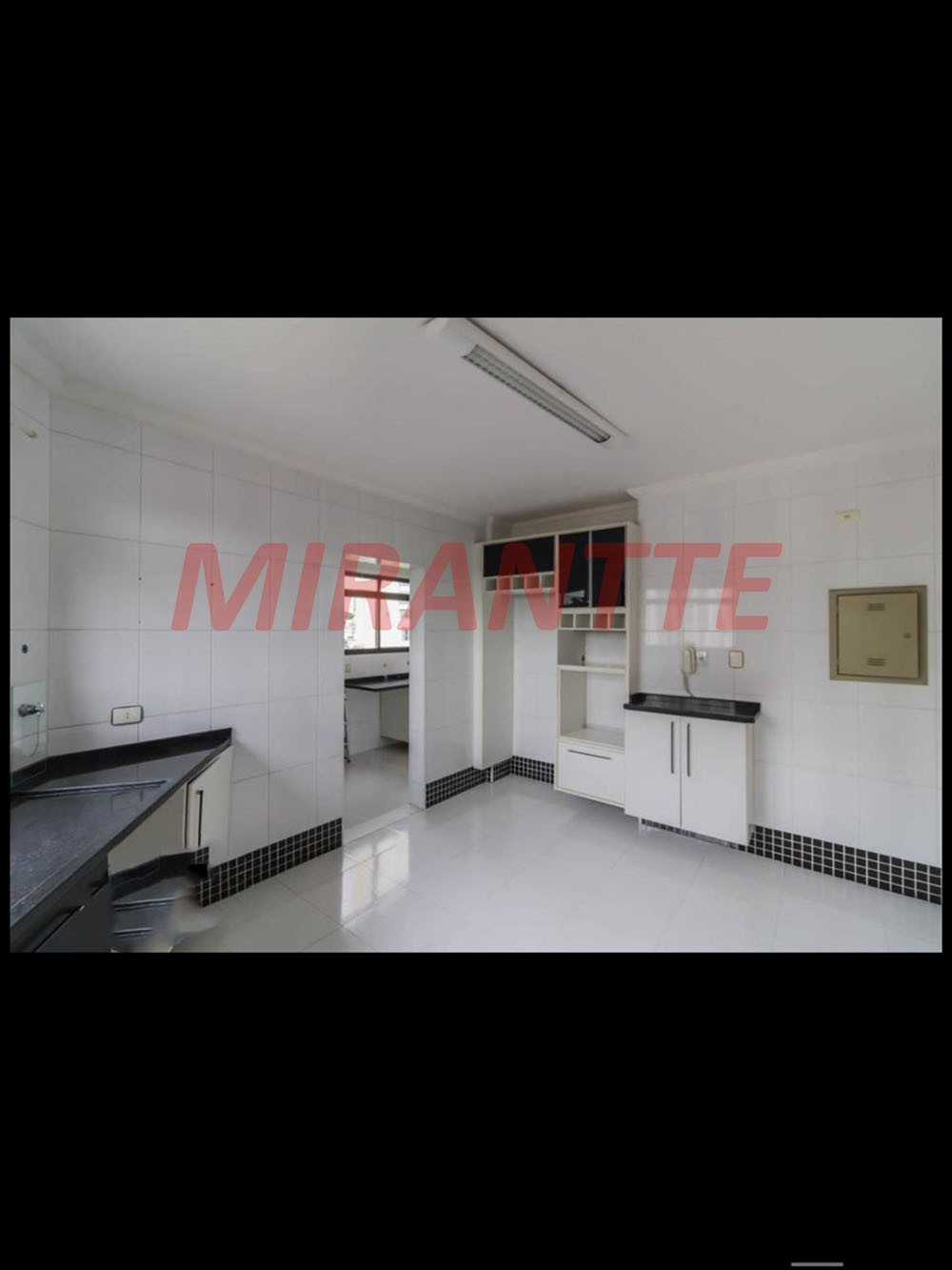 Apartamento com 3 quartos em Picanço