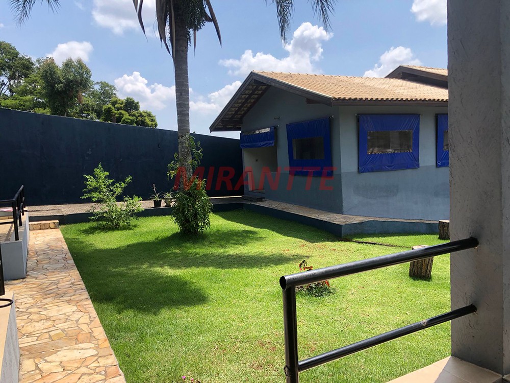 Sobrado de 650m² com 4 quartos em Serra Da Cantareira