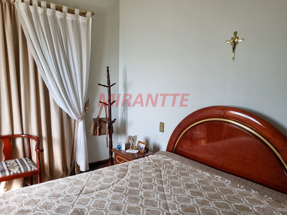 Casa terrea de 800m² com 3 quartos em Serra Da Cantareira