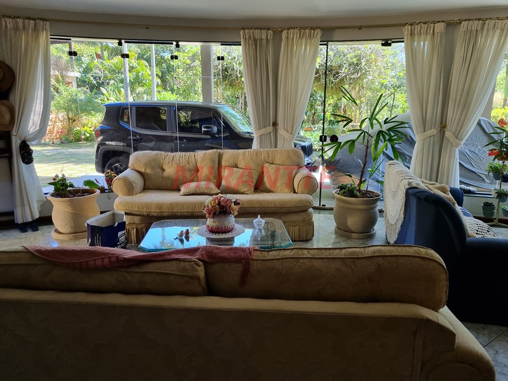 Casa terrea de 800m² com 3 quartos em Serra Da Cantareira