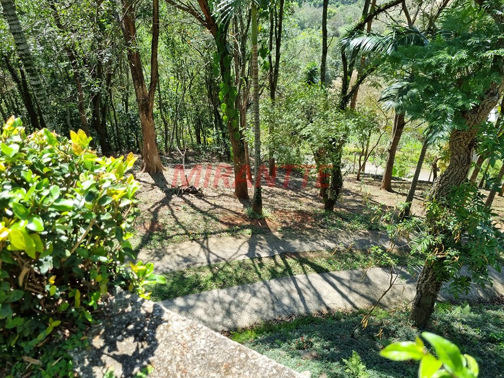 Casa terrea de 800m² com 3 quartos em Serra Da Cantareira