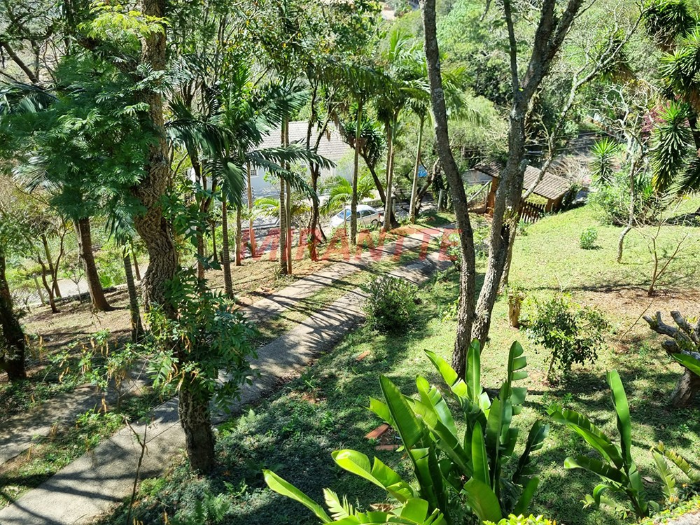 Casa terrea de 800m² com 3 quartos em Serra Da Cantareira