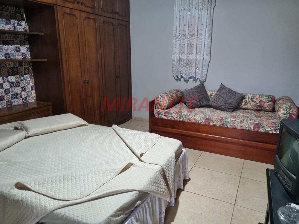 Casa terrea de 800m² com 3 quartos em Serra Da Cantareira