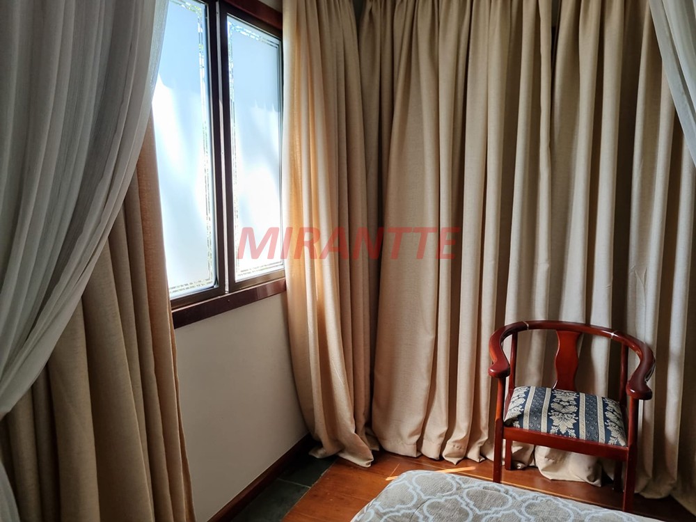 Casa terrea de 800m² com 3 quartos em Serra Da Cantareira