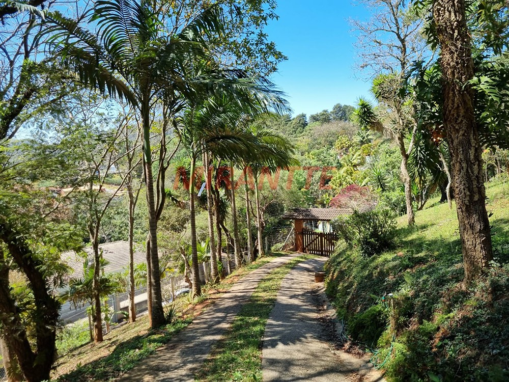 Casa terrea de 800m² com 3 quartos em Serra Da Cantareira