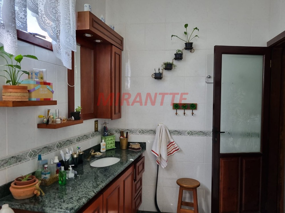 Casa terrea de 800m² com 3 quartos em Serra Da Cantareira