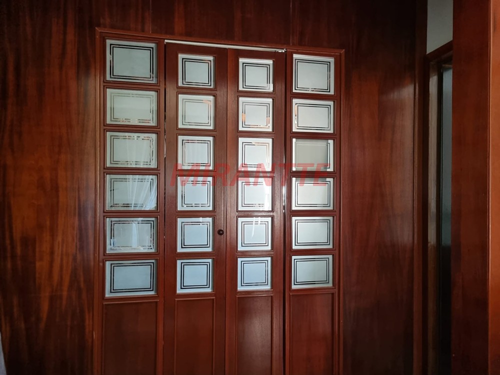 Casa terrea de 800m² com 3 quartos em Serra Da Cantareira