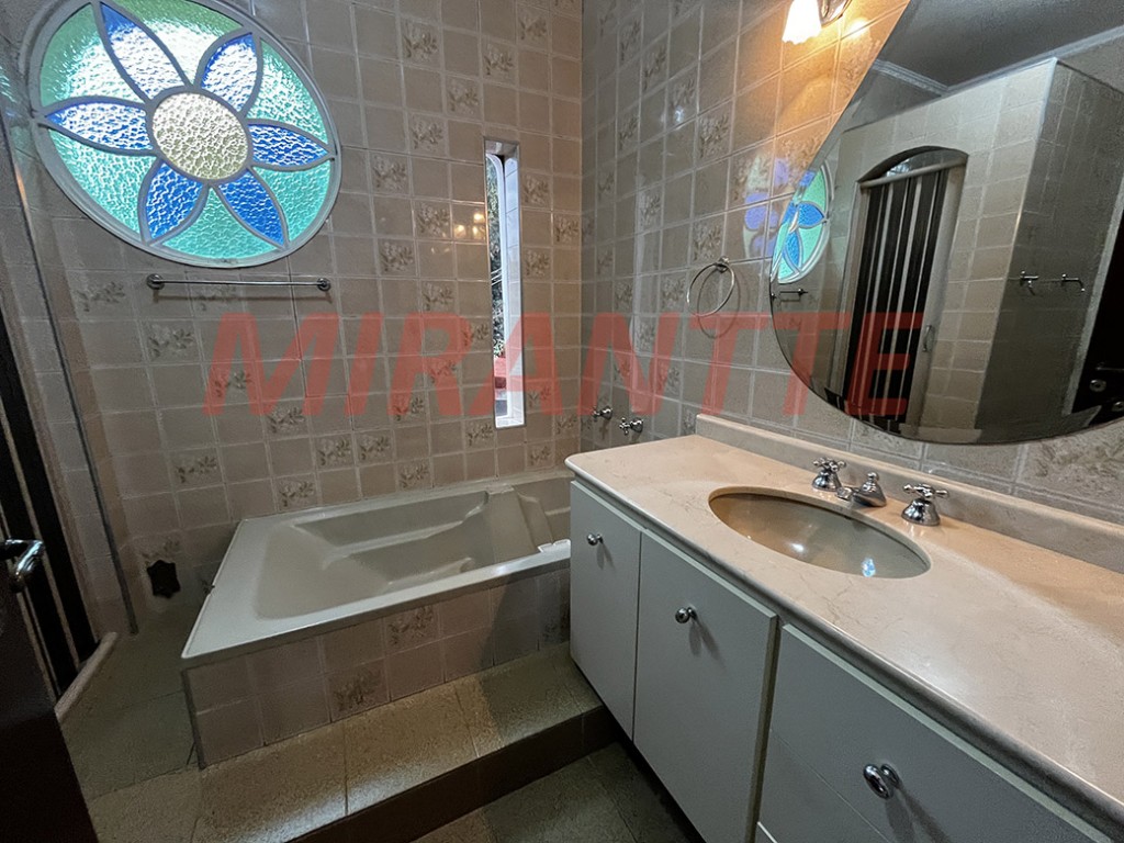 Sobrado de 410m² com 3 quartos em Jardim Paraiso