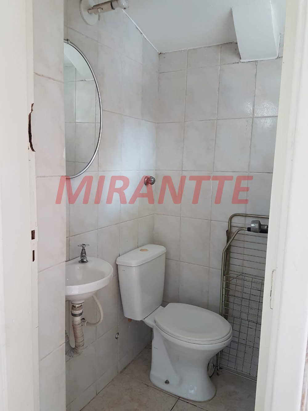 Casa terrea de 228m² com 3 quartos em Água Fria