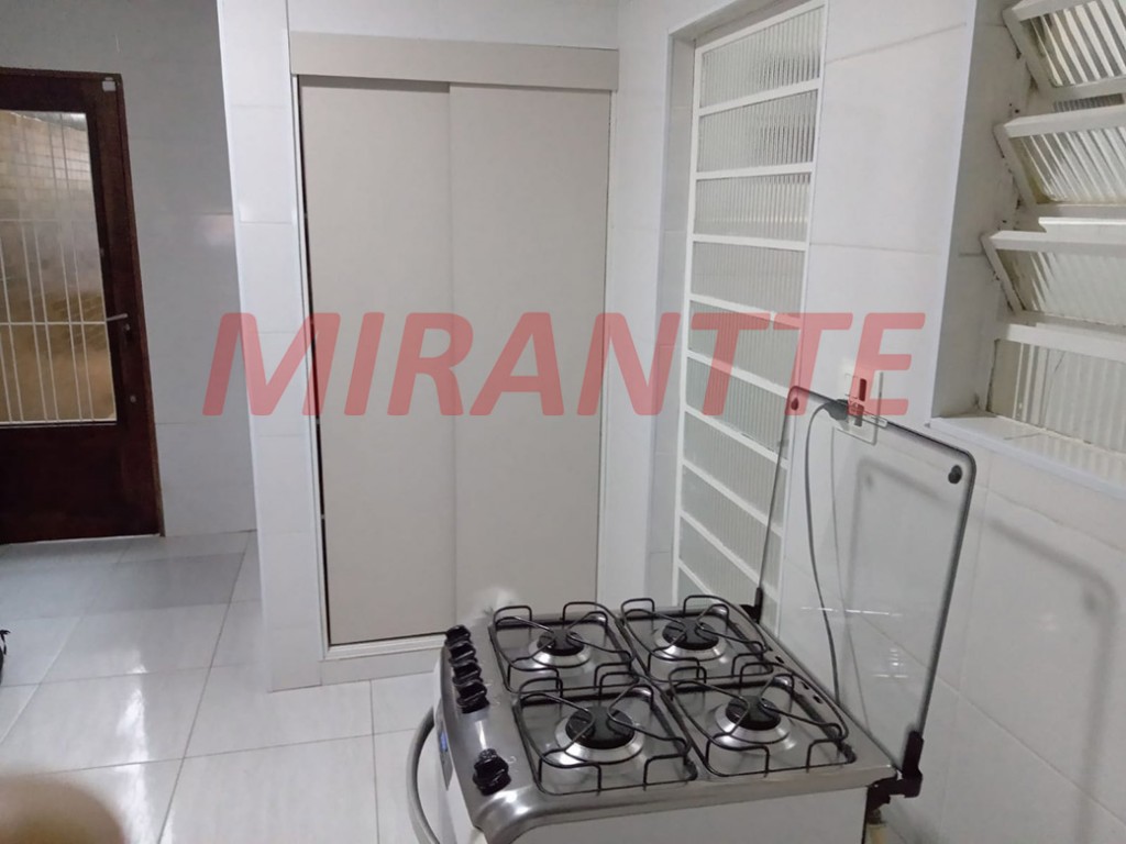 Sobrado de 106m² com 3 quartos em Santana