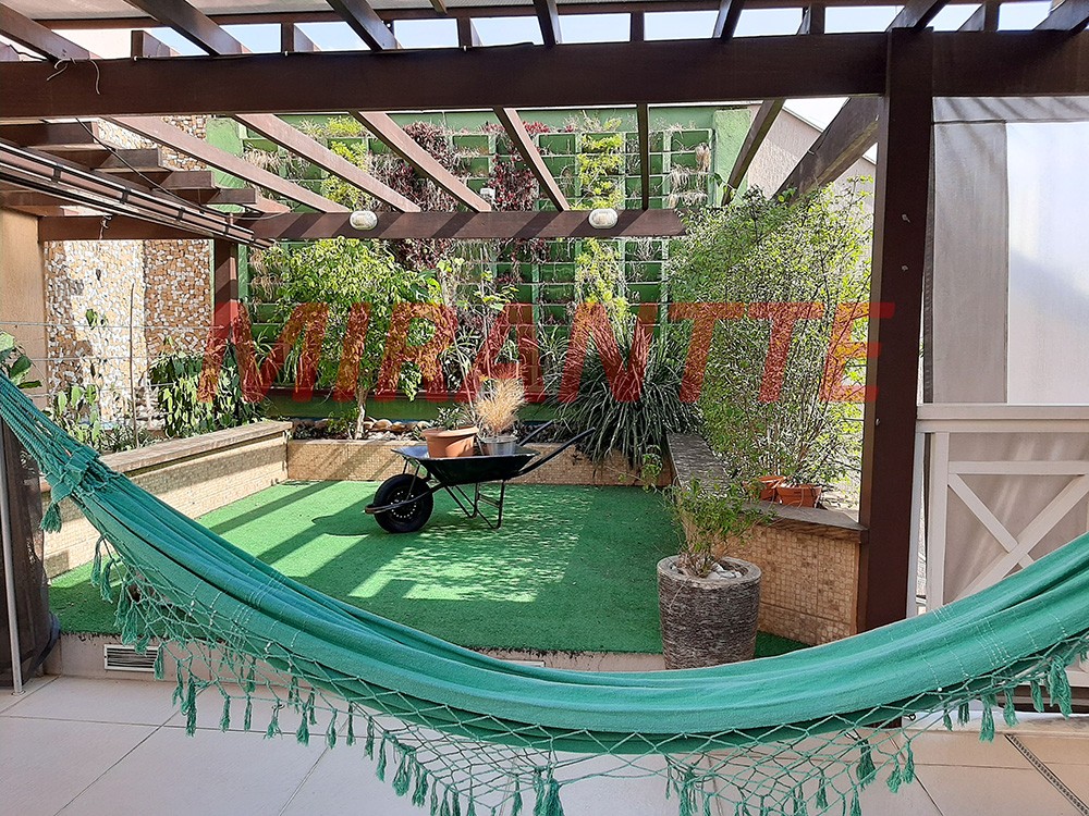 Sobrado de 235m² com 4 quartos em Parque Mandaqui