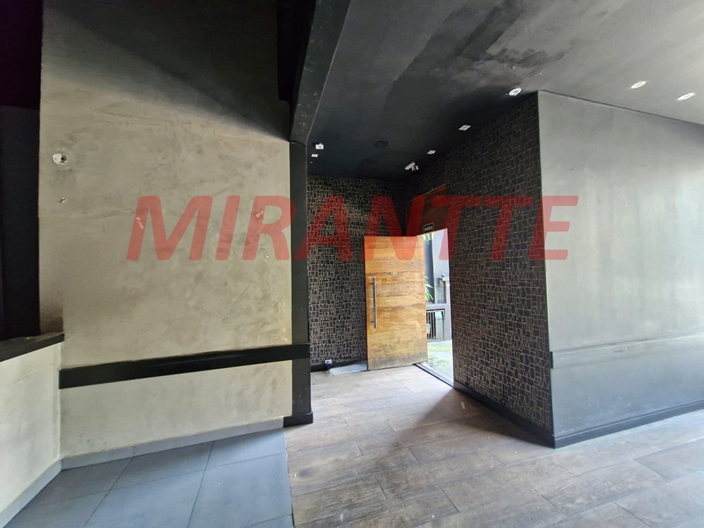 Comercial de 240m² em Vila Gustavo
