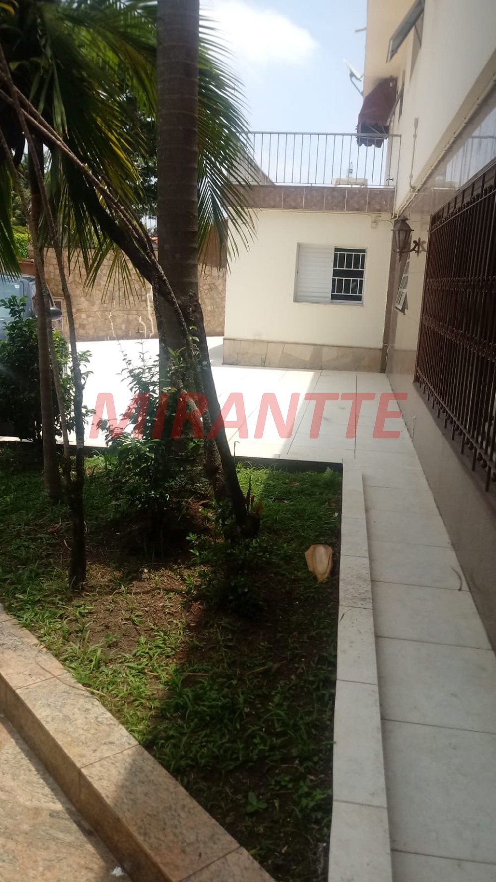 Sobrado de 331m² com 8 quartos em Jardim França