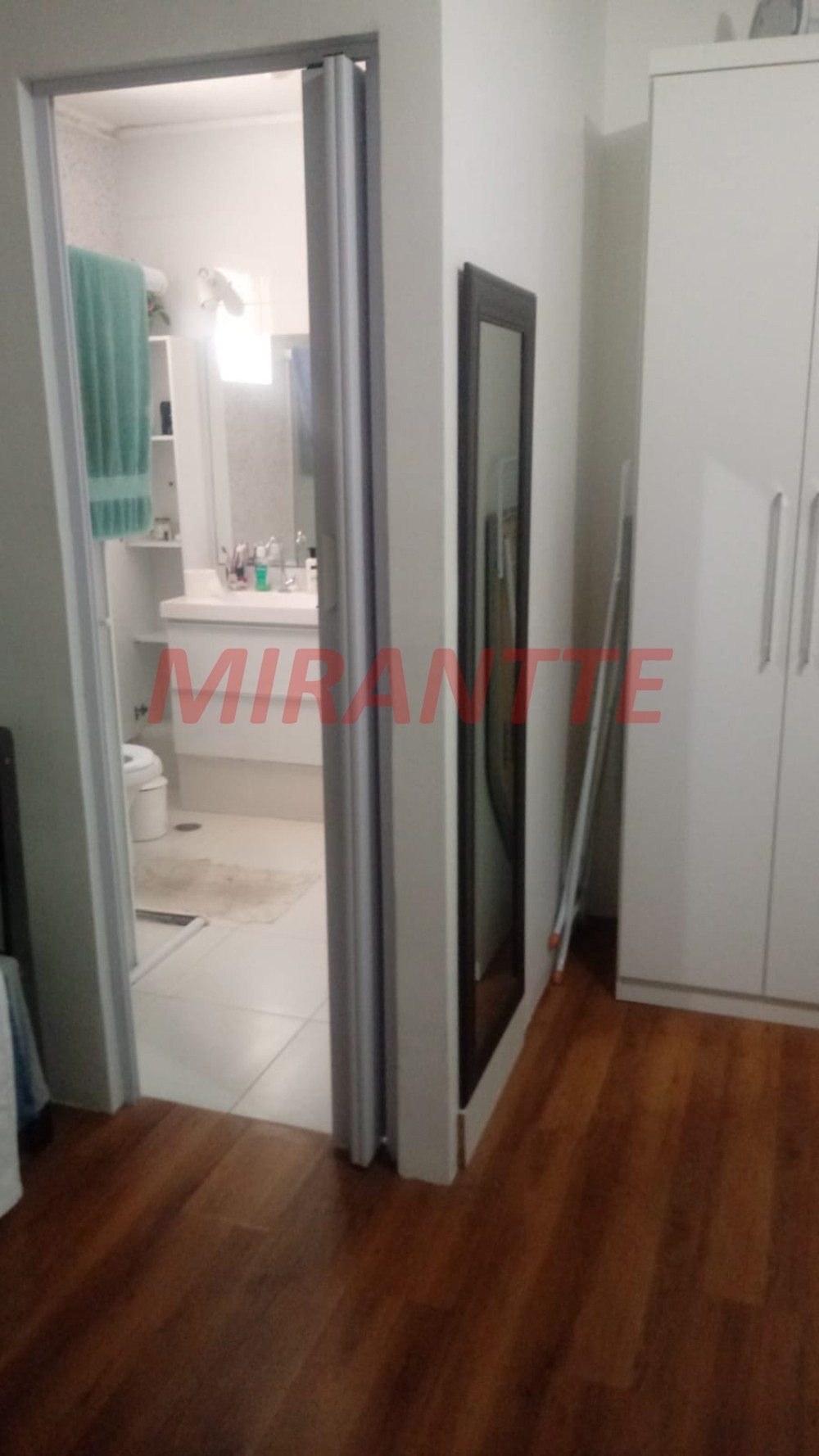 Sobrado de 331m² com 8 quartos em Jardim França