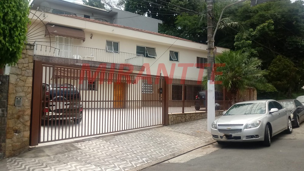 Sobrado de 331m² com 8 quartos em Jardim França