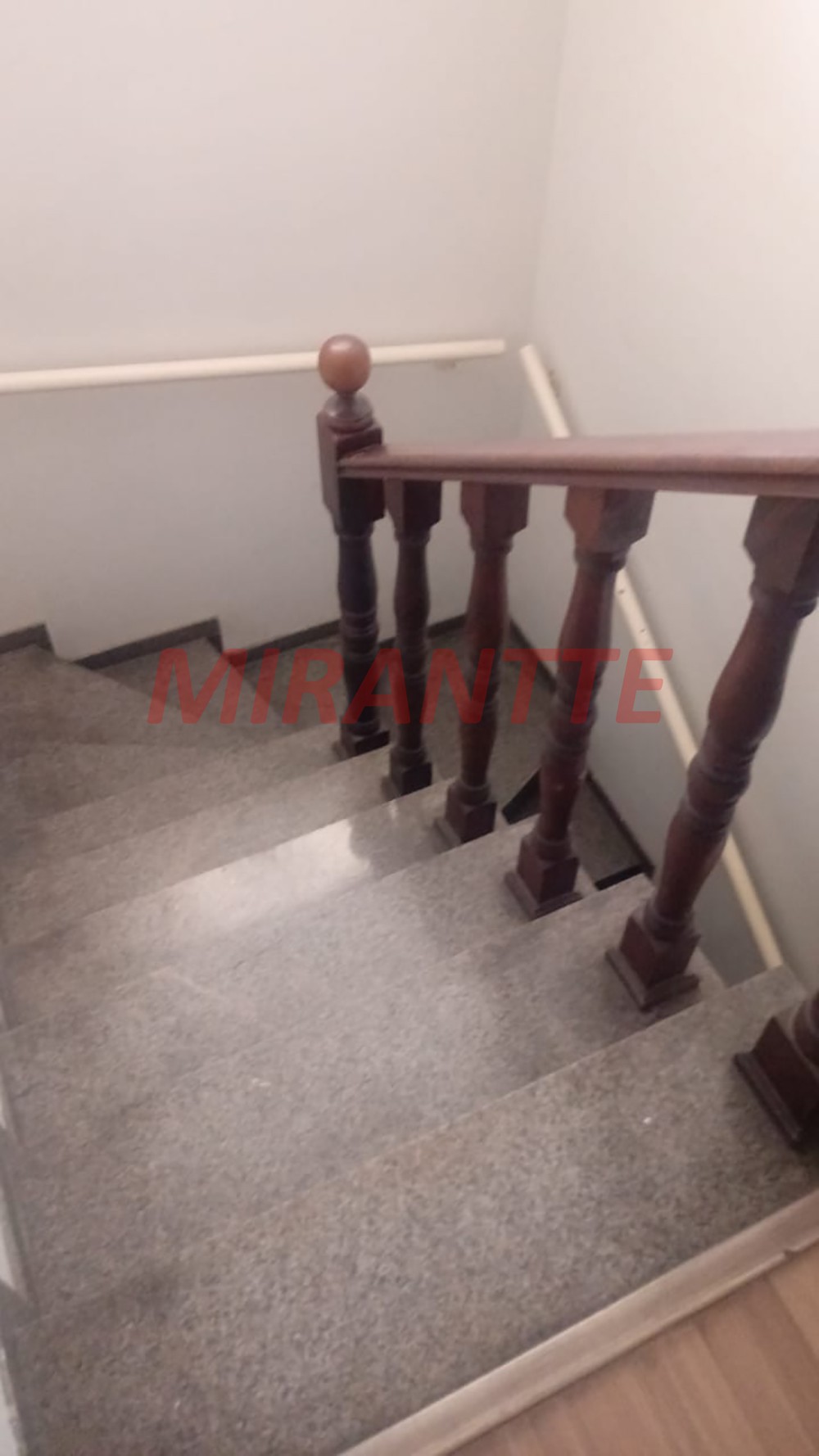 Sobrado de 331m² com 8 quartos em Jardim França