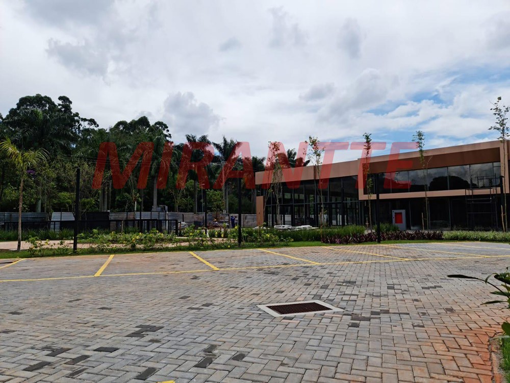 Comercial de 433m² em Santana