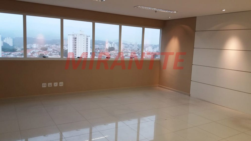 Comercial de 42m² em Santana