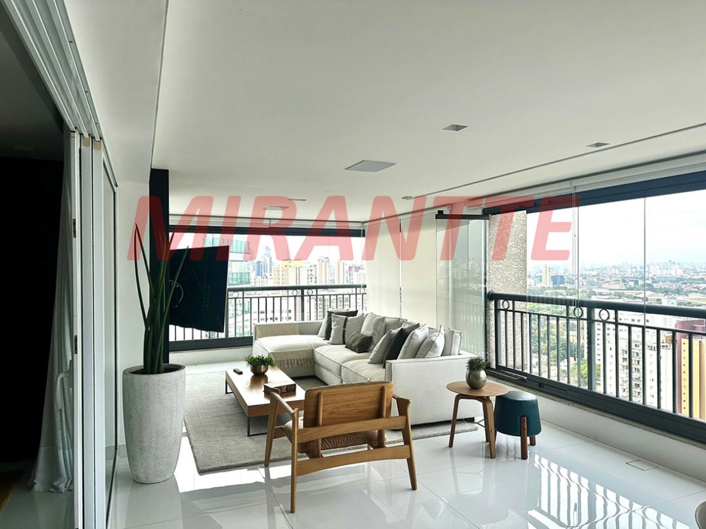Apartamento com 4 quartos em Santana