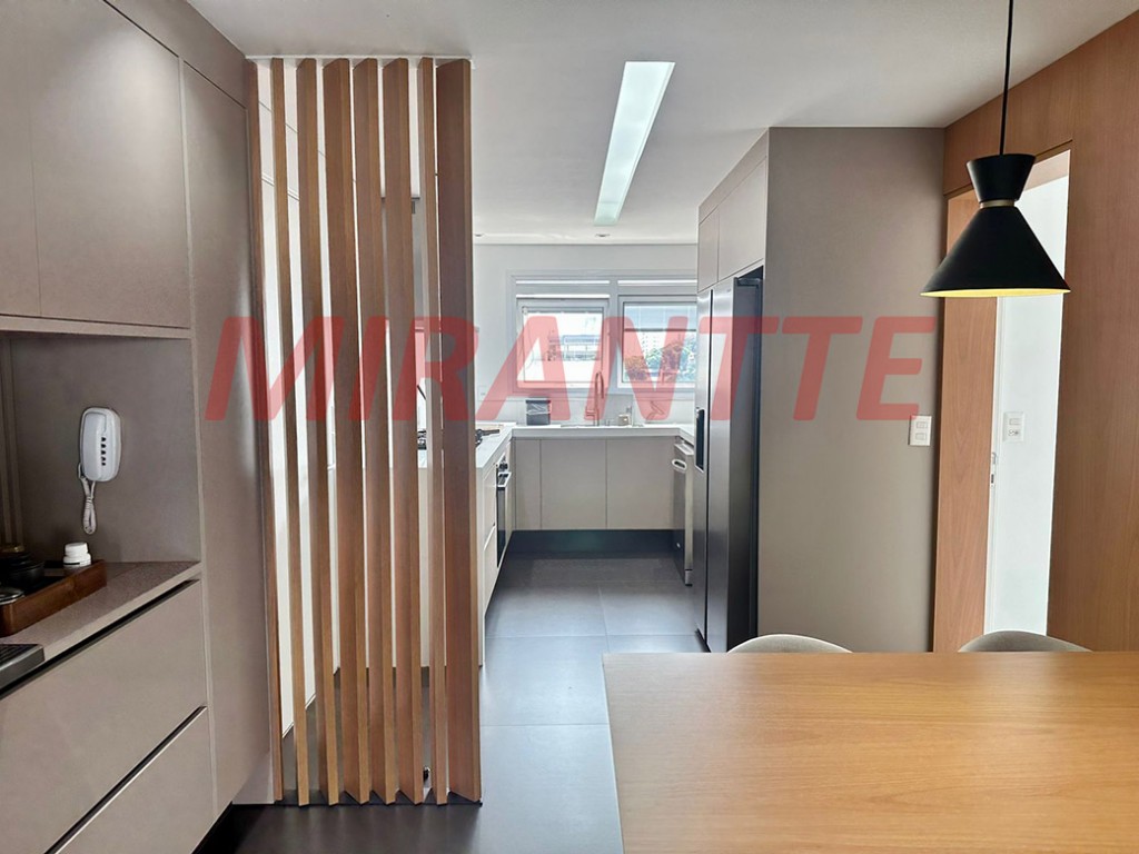 Apartamento com 4 quartos em Santana