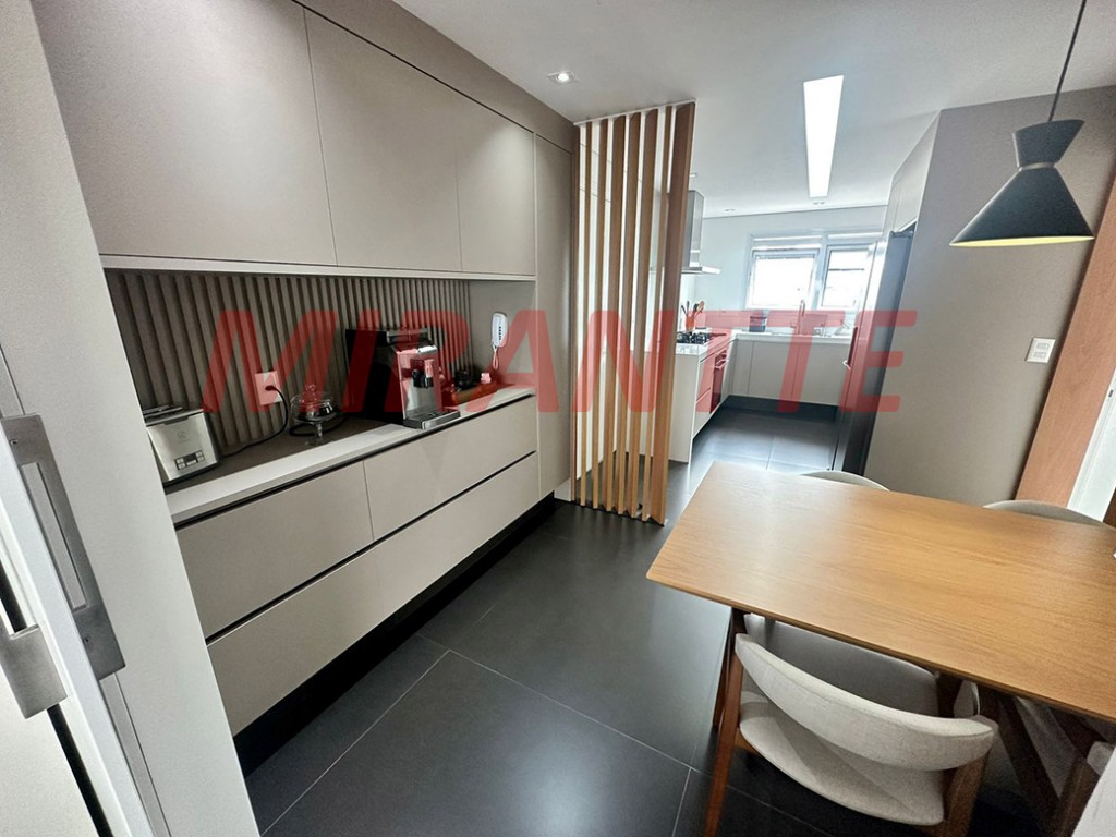 Apartamento com 4 quartos em Santana