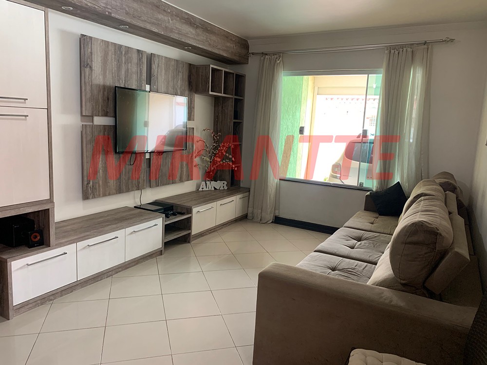 Sobrado de 132m² com 4 quartos em Jaçana
