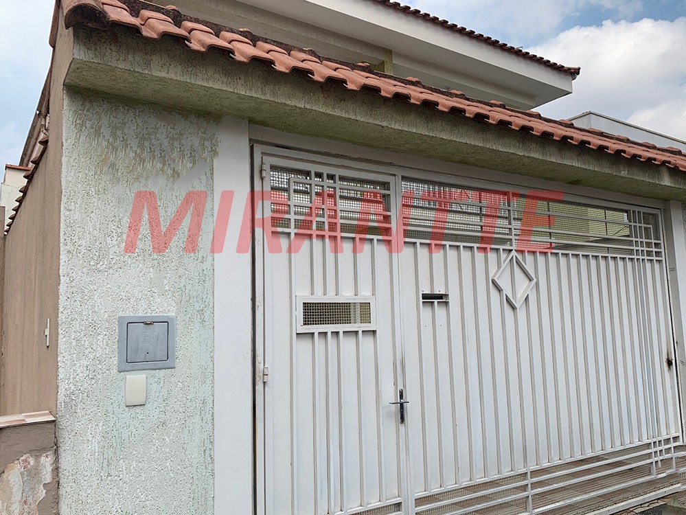 Sobrado de 132m² com 4 quartos em Jaçana