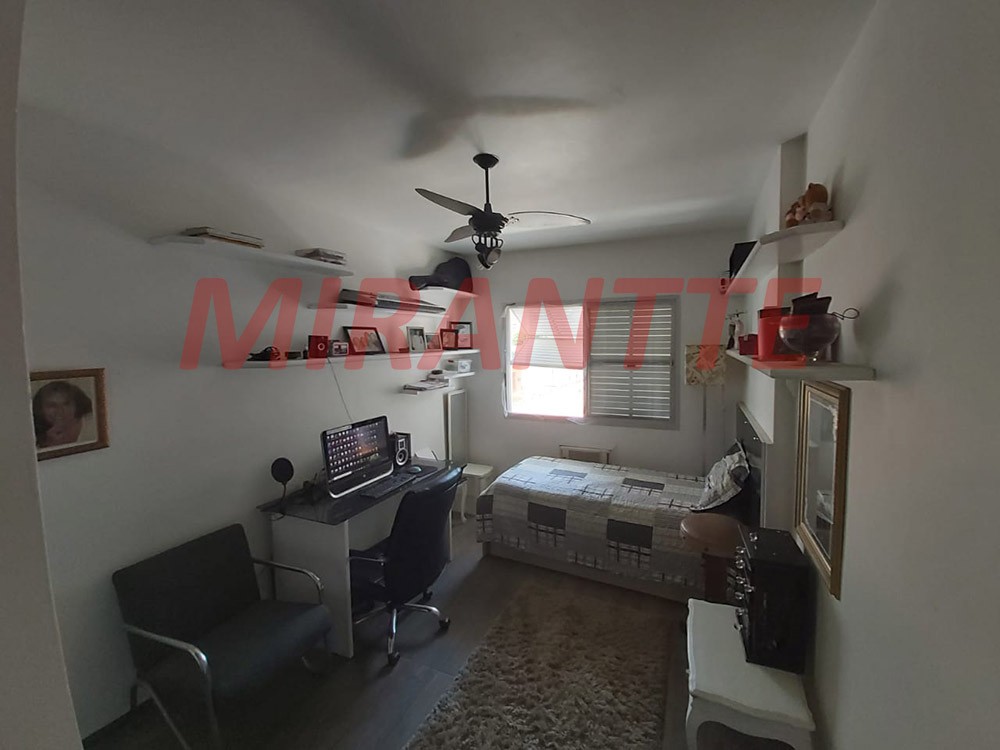 Apartamento com 3 quartos em Ponta da Praia