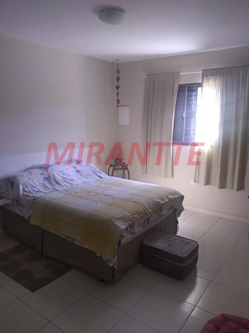 Sobrado de 160m² com 4 quartos em Jardim Brasil