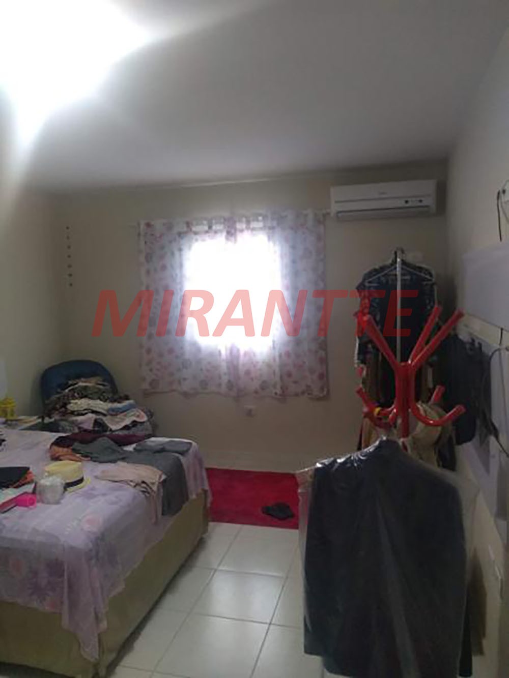 Sobrado de 160m² com 4 quartos em Jardim Brasil
