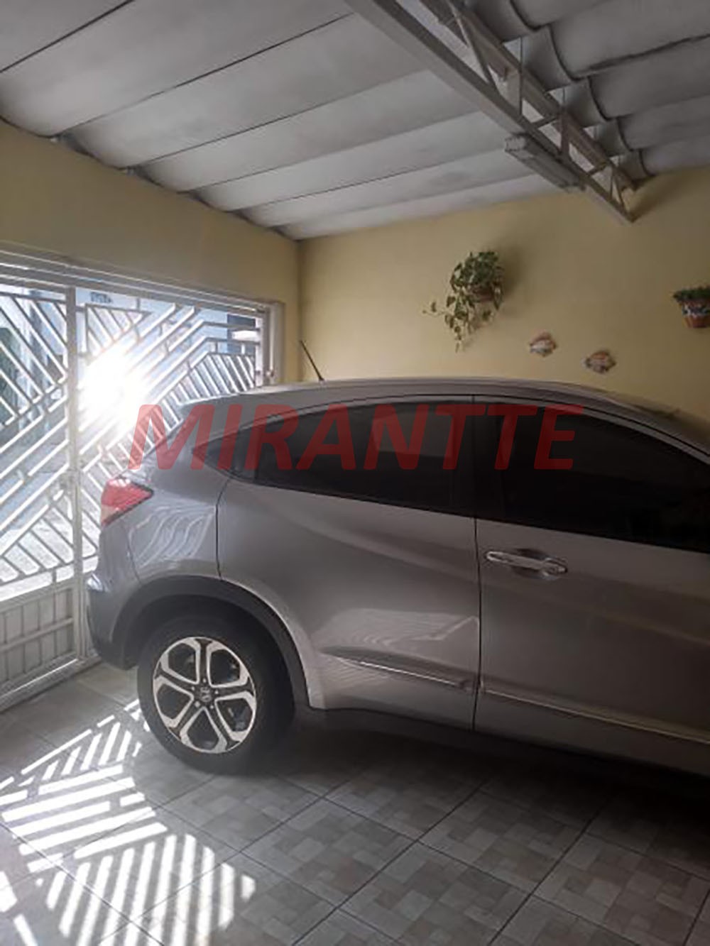 Sobrado de 160m² com 4 quartos em Jardim Brasil