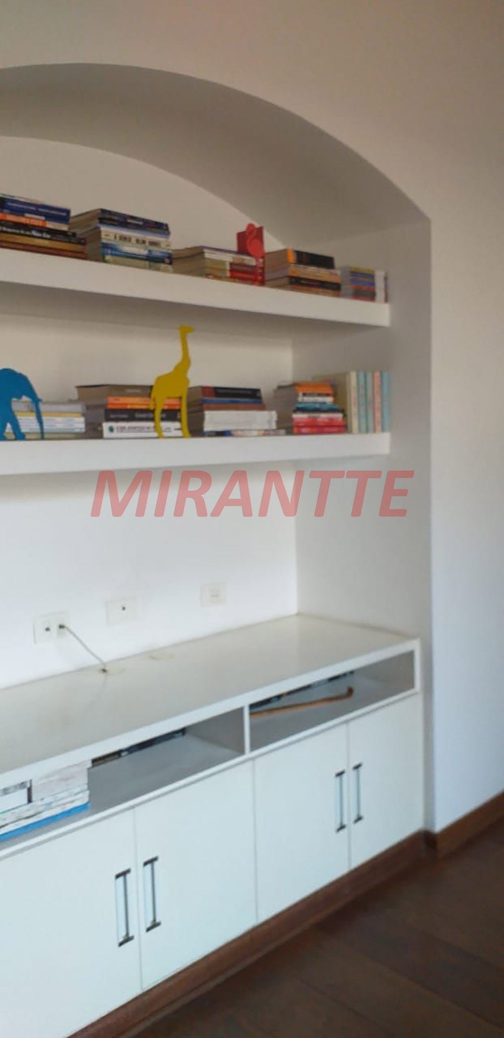 Sobrado de 300m² com 3 quartos em Palmas Do Tremembé