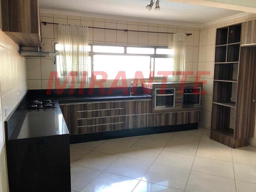 Sobrado de 302m² com 3 quartos em Jardim São Paulo