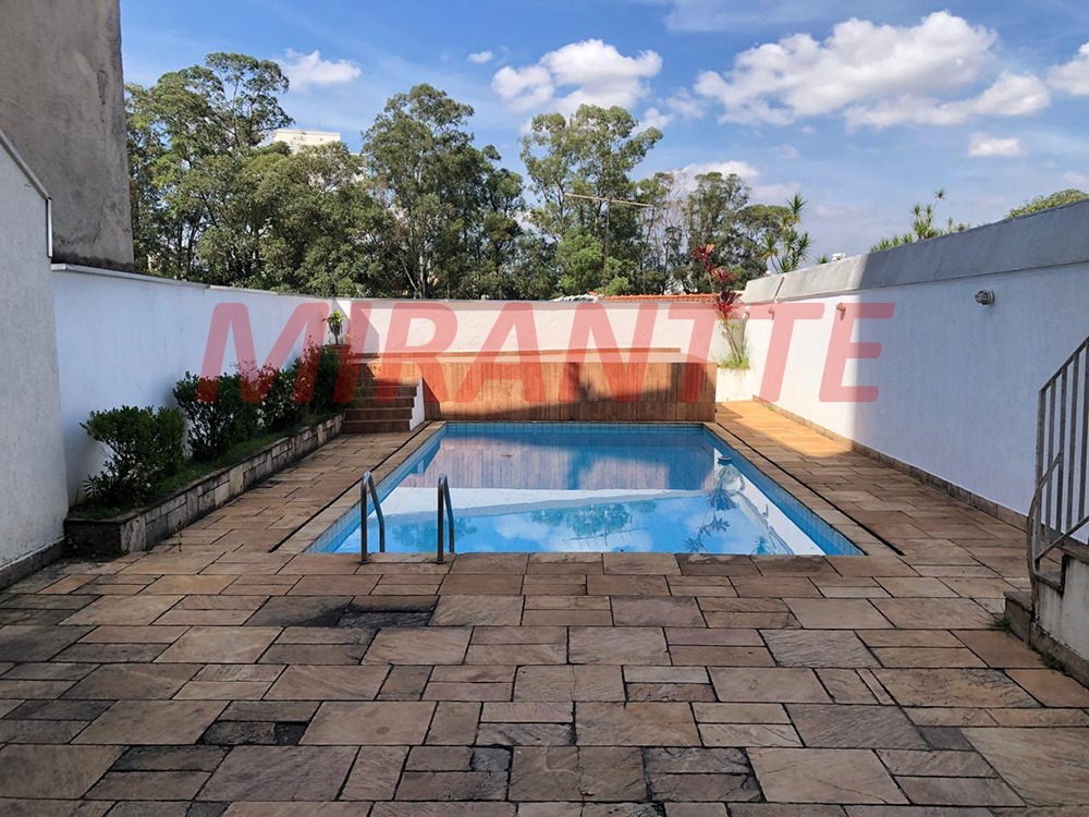 Sobrado de 302m² com 3 quartos em Jardim São Paulo